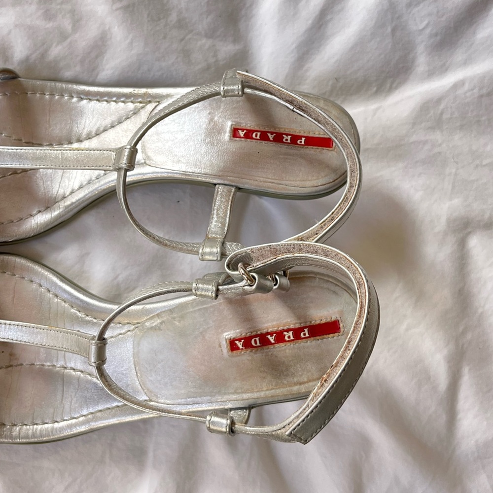 Prada Silver T-Strap Low Heeled Sandals Velcro Closure 8.5 39 - Picture 4 of 7